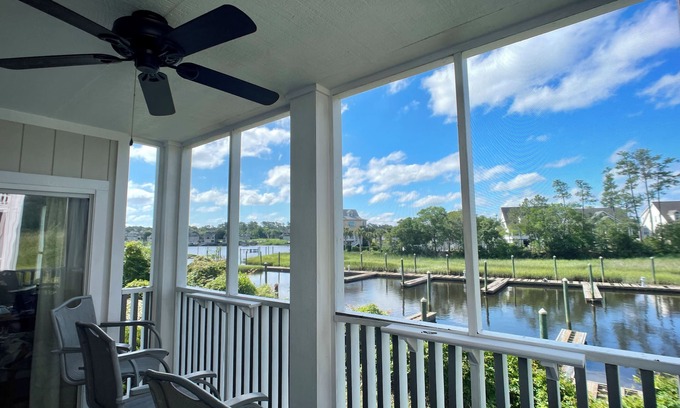 Little River Condominio | Waterfront Condo at Eastport Golf Club. Pet friendly 1st floor 10mins to beach