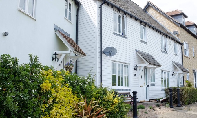 Rowhedge Cabaña | Waterfront Cottage en el encantador pueblo de Rowhedge, cerca de la isla de Mersea