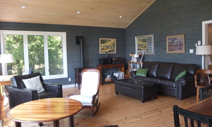 South Bruce Peninsula Cabaña | Waterfront Cottage in Hope Bay on Georgian Bay