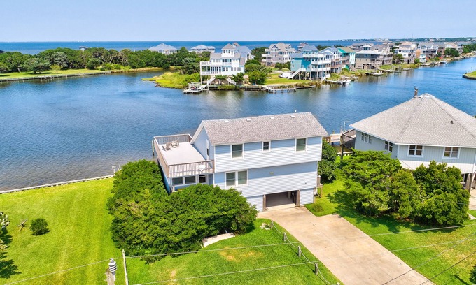 Brigands' Bay Casa | Waterfront, Dog-Friendly House w/Shared Pool, Free WiFi, Private W/D, Central AC