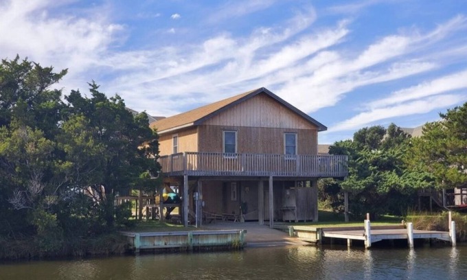 Brigands' Bay Casa | Waterfront, Dog friendly, & private boat ramp