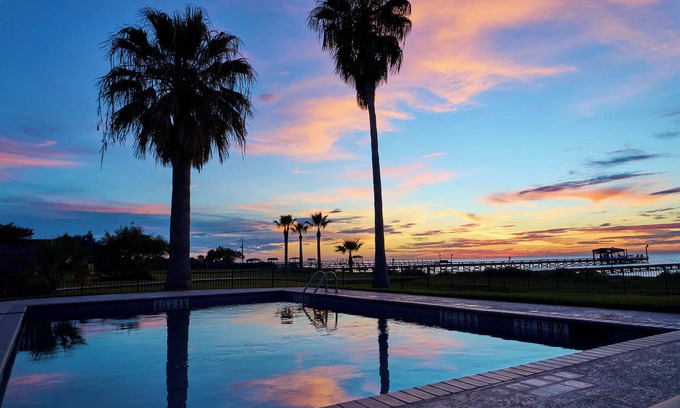 Rockport Casa | Waterfront Dream: 270' Pier, Pool & Sunset Magic