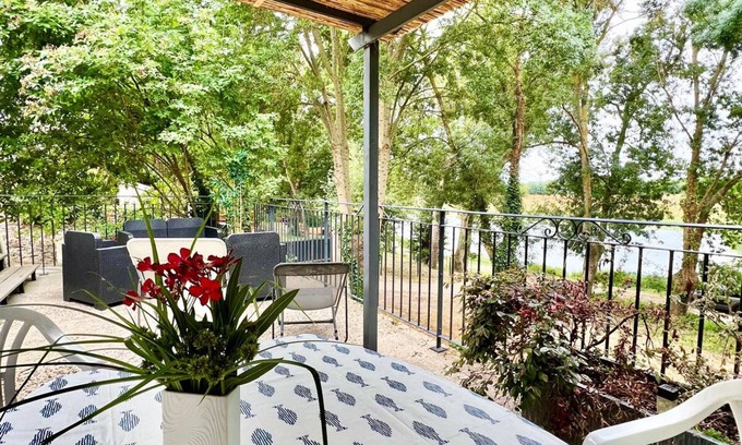 Ecouflant Casa | Casa junto al agua (amueblada con turismo ***)