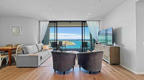 Shell Cove Apartamento | Waterfront Haven - Memorable Views