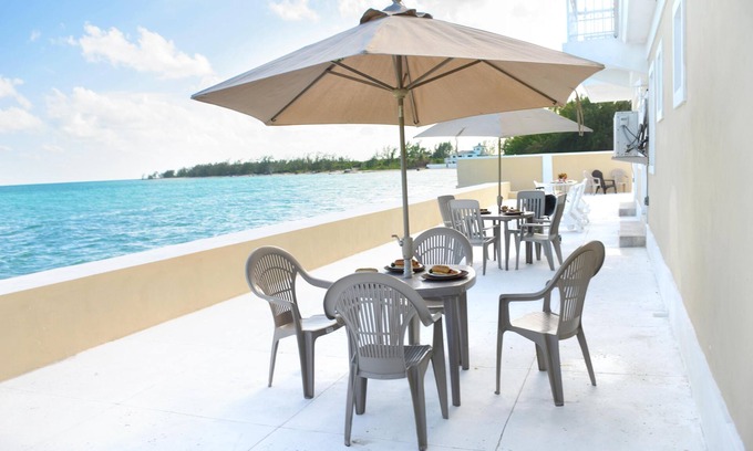 Nassau Casa | WATERFRONT HAVEN - ¡Escapada frente al mar en el este de Nassau! SIN DAÑOS POR HURACÁN
