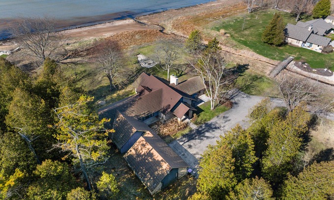 Baileys Harbor Casa | Waterfront Haven with private beach on Lake Michigan
