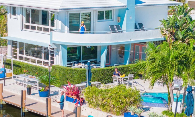 Coral Ridge Casa | Waterfront | Heated pool | Dock Access | Your Own Resort | SaltAire Key | RESlDENCES