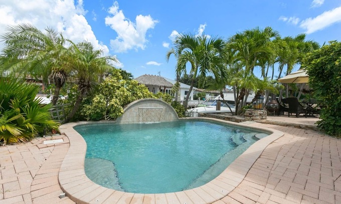 Pompano Isles Casa | Waterfront HEATED Pool HOT TUB Home by the Sea
