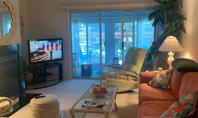 Selbyville Casa | Waterfront home, managed privately with lower fees. Close to DE and OC Beaches.