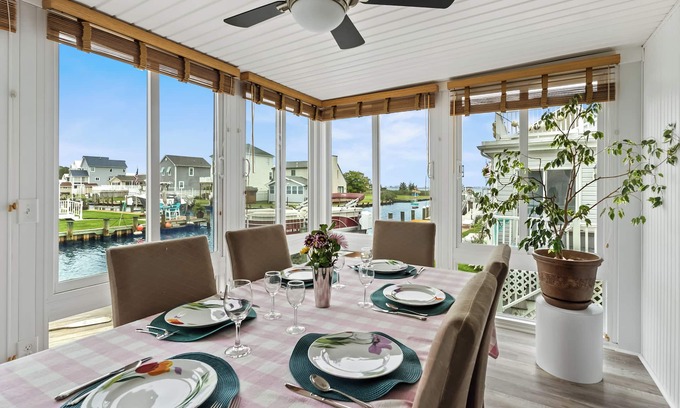 West Ocean City Casa | Waterfront Home with OC Skyline Views