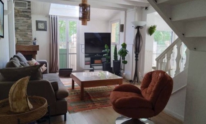 Rueil-Malmaison Casa | Waterfront house
