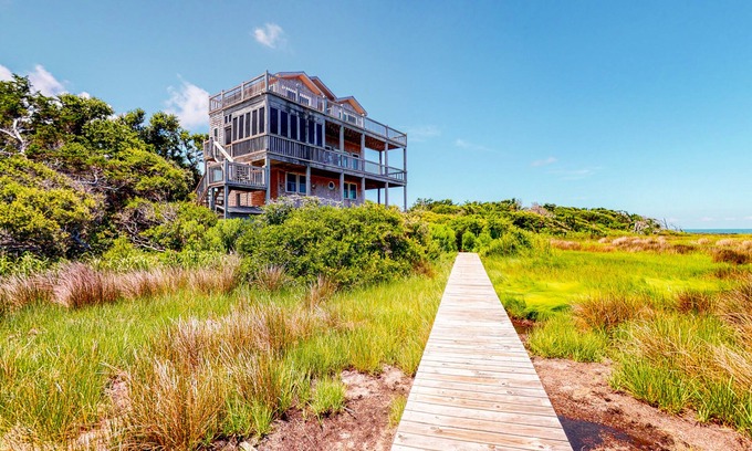 Brigands' Bay Casa | Waterfront House w/ Sound View, Shared Pool, Private W/D, Private Hot Tub