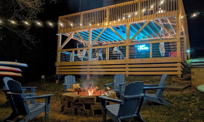 Southmont Casa | Waterfront House with Kayaks, Firepit, & Disc Golf