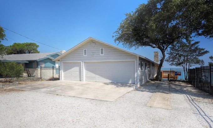 Canyon Lake Casa | Waterfront Lake House with Hot Tub & Firepit