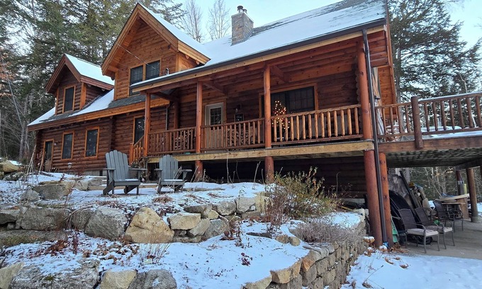 Hebron Casa | Newfound Lake Spacious 4 Season Log Home cerca de la orilla del agua