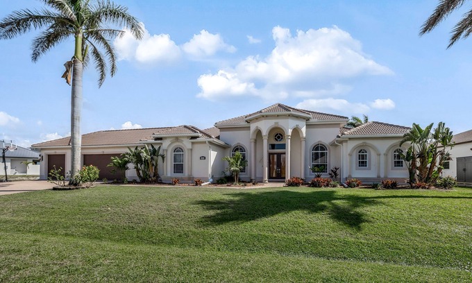 Burnt Store Casa | Waterfront Paradise with Pool, Spa, Kayaks, Bikes, Game Room & more