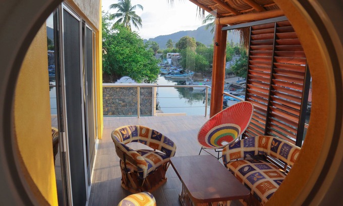 Barra de Navidad Apartamento | WATERFRONT PENTHOUSE 75m2 CON TERASSA PALAPA - INFINITY POOL