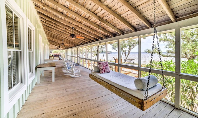 Perdido Beach Casa | ¡NUEVO! Frente al mar Perdido Beach House w / Screen Porch