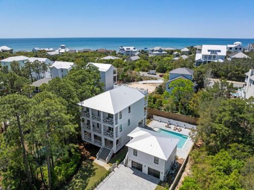 Dune Allen Beach Casa | Waterfront Pool Rooftop Deck - The White Lotus