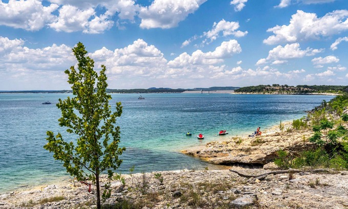 Canyon Lake Cabaña | WATERFRONT private cottage with SPRING FED GROTTO