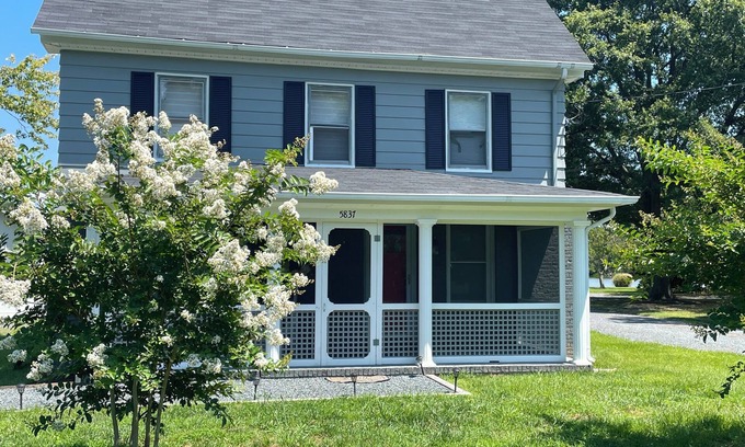 Cambridge Cabaña | Waterfront property with private boat ramp and new dock!