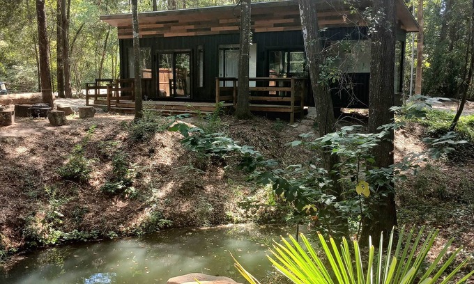 Plantersville Casa | Waterfront Retreat -Fishing creek , BBQ & S'more