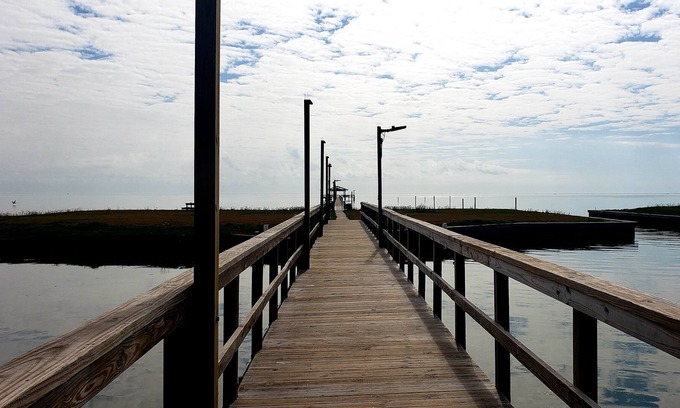 Sailhouse Condominio | Waterfront Retreat at RRYCC