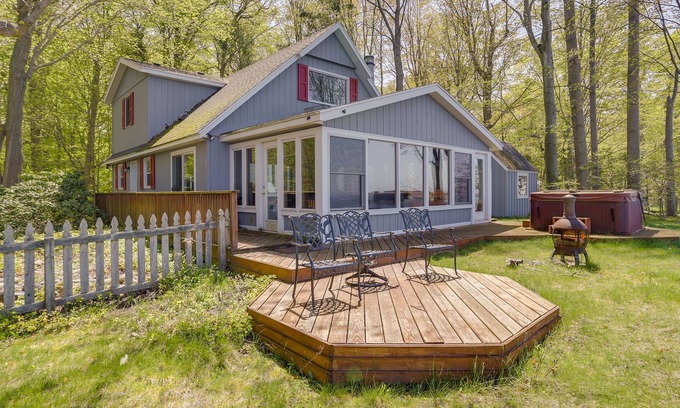 Glenn Haven Shores Cabaña | Waterfront South Haven Home w/ Beach Access!