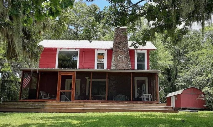 Taylor Casa | Waterfront The Red Camp at Lake Bistineau