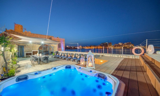 Valletta Casa | Waterfront Valletta House