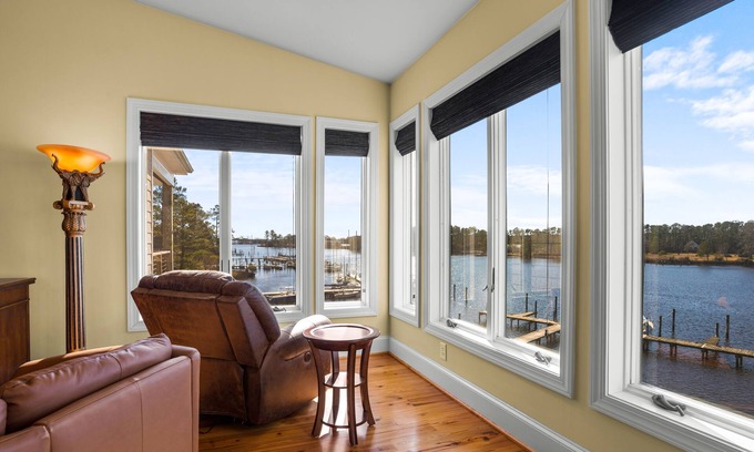 Oriental Casa | Waterfront Views & Boat Slip, Blackwell Point #A