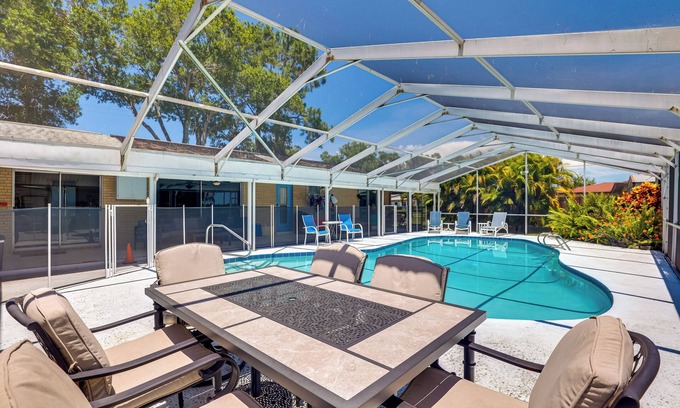 Orient Park Casa | Waterfront Villa w/ Pool ~ 5 Mi to Ybor City!