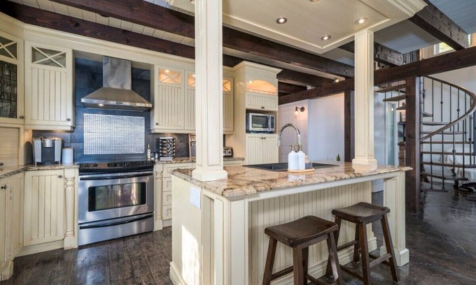 Saint-Raymond Chalet De Esquí | Waterfront ! with VIEW and SPA