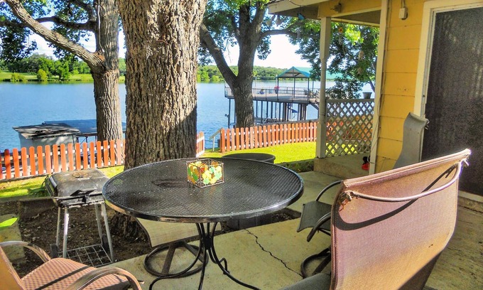 Kingsland Casa | ⭐PrivateBoatDock @ LBJ⭐LakeFront⭐Great4LargeGroups !!