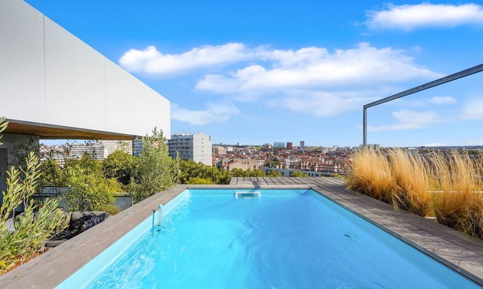 Minimes - Barriere de Paris Apartamento | Watergate - piscine sur le toit et vue panoramique sur la ville