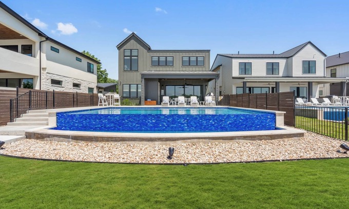 Kingsland Casa | Waterhouse at LBJ Residence III, 6 King Bedrooms, Pool/Spa, Boat/PWC Lift, Slide