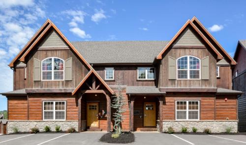 Indian Point Casa | WaterMill 11 Bedroom Villa