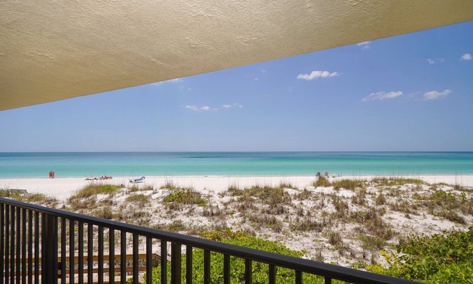 Holmes Beach Condominio | Water's Edge 110N por Duncan Real Estate