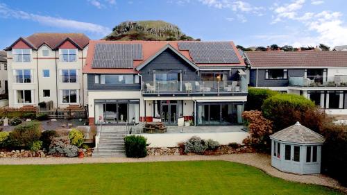 Deganwy Casa | Waters Edge