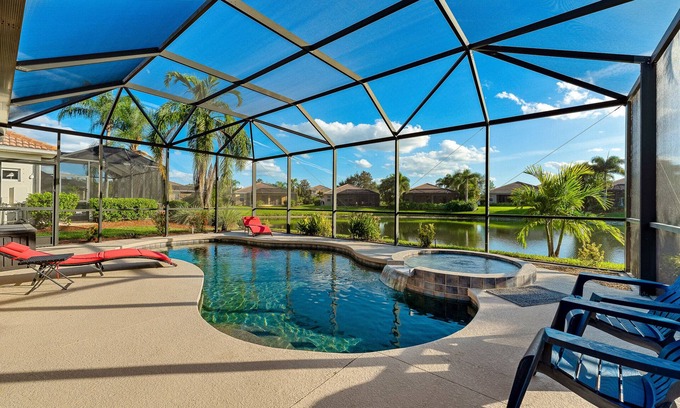 Braden River Casa | Waterview Retreat Sanctuary 3Br Home W/Pool+SPA+Golf+Pickleball+Tennis. Pet Ok