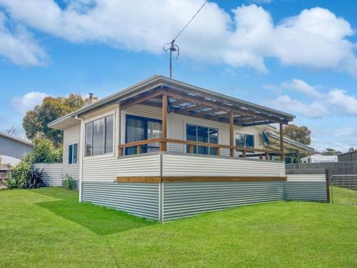 Scamander Casa | Wave Side Cottage Scamander Sleeps 5