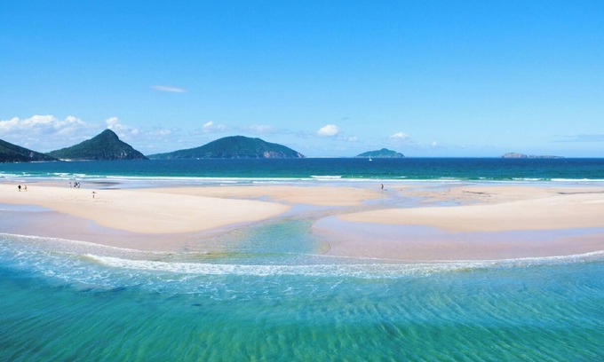 Boat Harbour Casa | Waves at Boat Harbour - Stunning Water Views and Opposite Beach