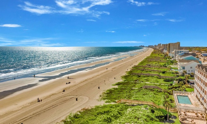 Ash Casa | Waves of Fun - steps to beach, pool, spa, game room, bar, bikes, ocean views