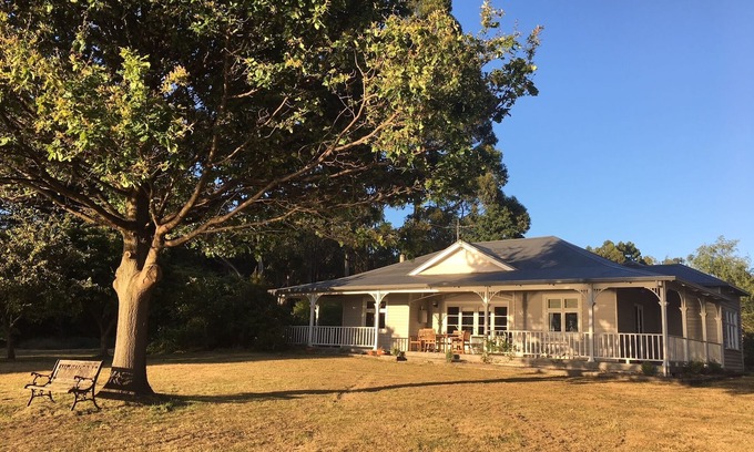Middleton Casa | Wavestation Farmhouse, Tasmania meridional. Vistas a la isla de Bruny