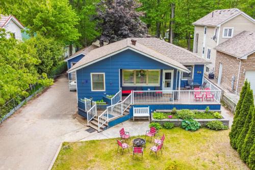 Wasaga Beach Casa | Wavy Daze Master