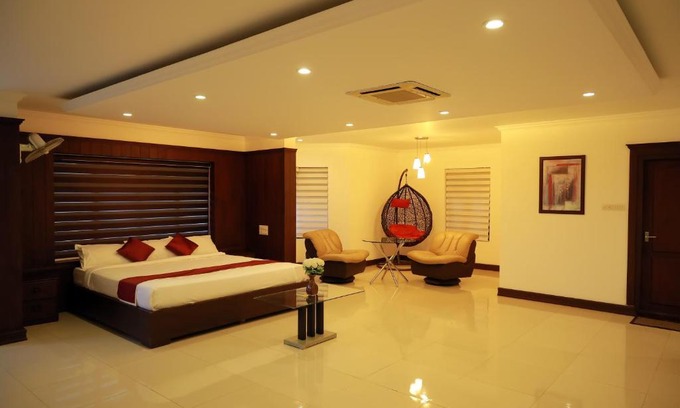 Muttil Hotel | Wayanad Ivory Grande