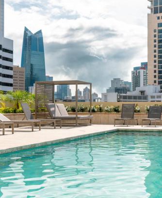 El Cangrejo Hotel | Waymore Hotel Spa & Casino
