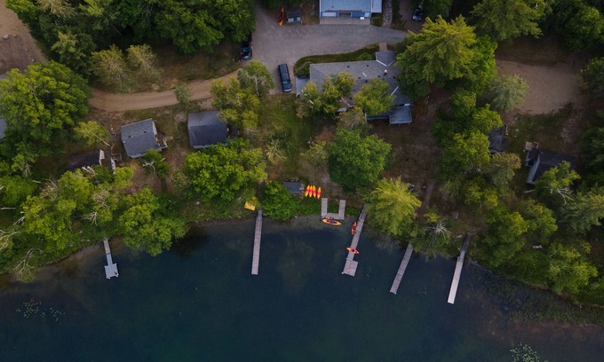 Hackensack Casa | Webb Lake, Hackensack, Northern MN - 3 Bedroom, Sleeps 8 - Cabin #7 Blue Water
