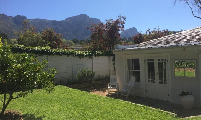 Constantia Apartamento | Wedgwood Cottage