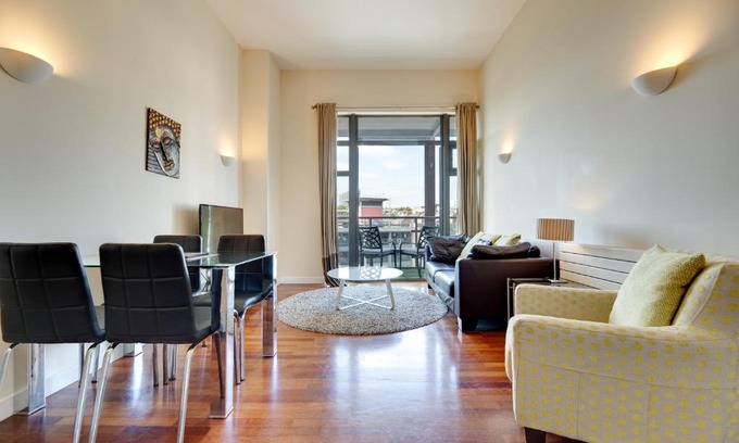 Newcastle-upon-Tyne Apartamento | Week2Week Newcastle Fabulous 1BR CIty Centre Flat